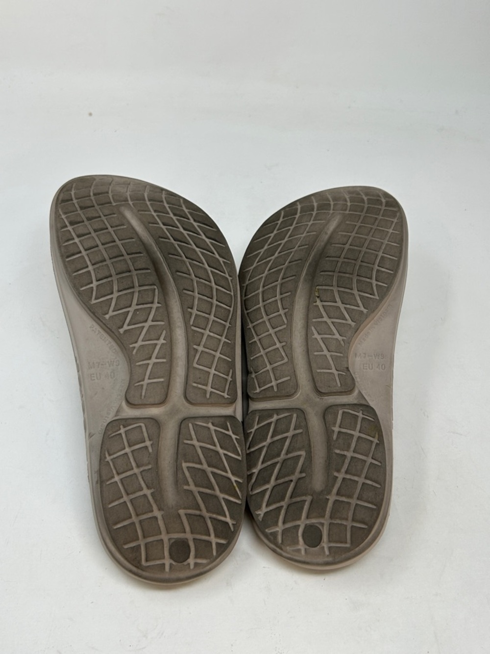 OOFOS OOahh Slide Sandal - Beige Women’s Size 9 - Picture 7 of 9